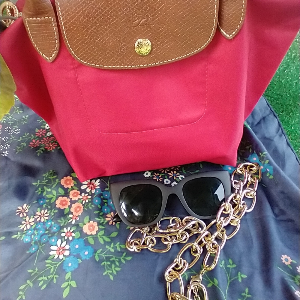 Longchamp tote